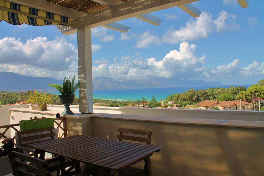 Villa Baia Del Sol Balestrate Exterior foto